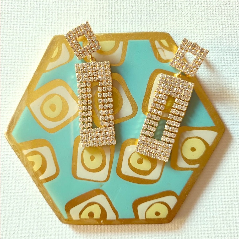 SOLD**Gold rhinestone earrings- rectangular